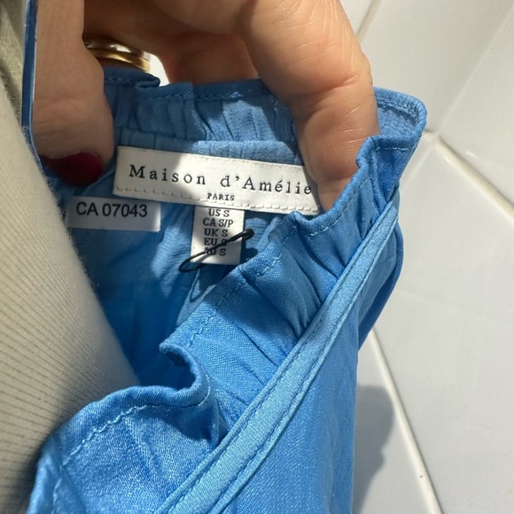 Maison Amélie Blue Ruffled Tee - Size Small - Keyhole Front Detail - Picture 4 of 5